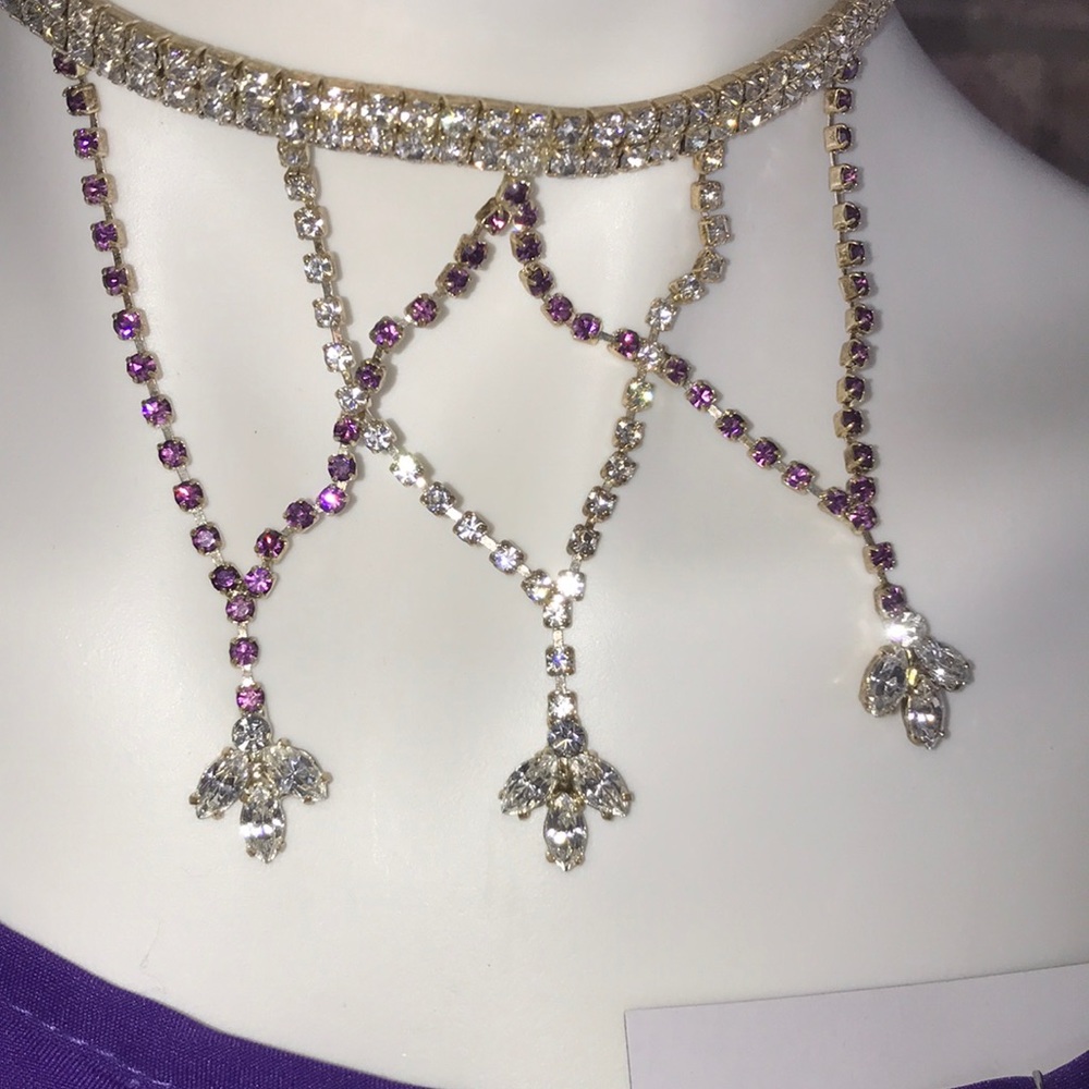 Diamond/Crystal like Costume Jewelry - Picture 2 of 12